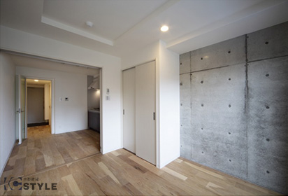 基本間取りの1DKタイプ。総無垢のフローリングがオシャレさを演出してくれる