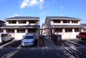 全住戸数分確保された平面ガレージはお部屋の前に取れます