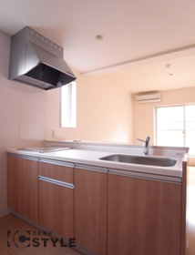 1800の2口IHシステムキッチンはカウンターキッチンで使いやすく・・・