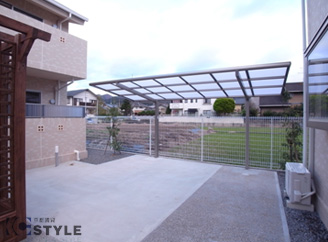 広く取った駐輪スペースで中型バイクまで相談できます