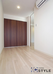 寝室にはダブルベッドまで配置しやすいよう設計