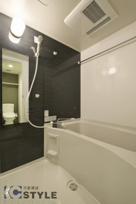 追炊き・高温差し湯、浴室乾燥機を装備したシステムバス