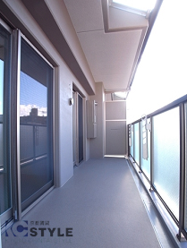 全戸ゆったりと奥行きのあるバルコニーを確保しています（505号）