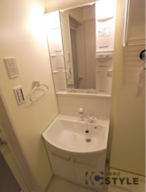 シャワーヘッドが便利なシャンプードレッサー