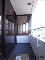 広く確保されたバルコニー