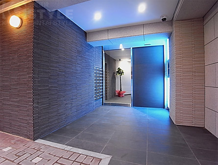 落ち着きのあるエントランスホール