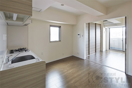 ダイニング部分にゆとりのある設計の間取り