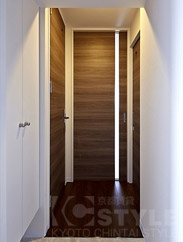 プライバシーに配慮し廊下も確保されています