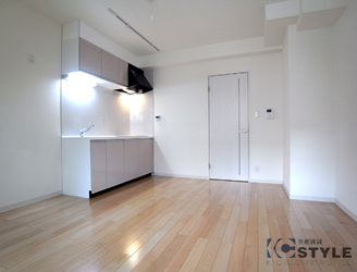 ベーシックな間取り構成で家具配置の自由度が高いリビングダイニング（101type）