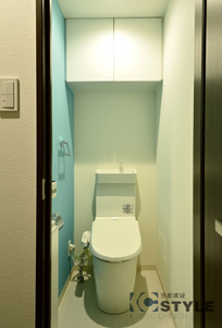 モダンで清潔感あるウォシュレットトイレ