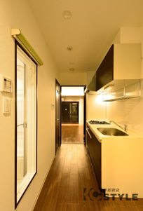 １Kタイプも冷蔵庫プラスレンジ台も置けるスペースを確保しています