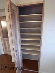 嬉しいＬＤＫの多機能収納は奥行きゆったり（02号室）