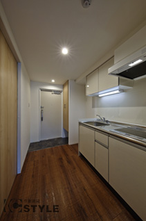 ソフトな印象の明るいキッチン（01type、02typeは反転）