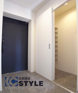 魅力的なシューズインクローク 302