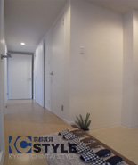 シューズクロークがある玄関 205