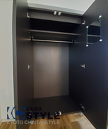 可動式のポール付きクローゼット